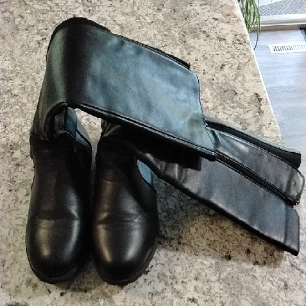 Ardene Sleek Black Moto Boots